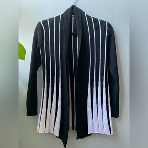 Black and White special design pullover